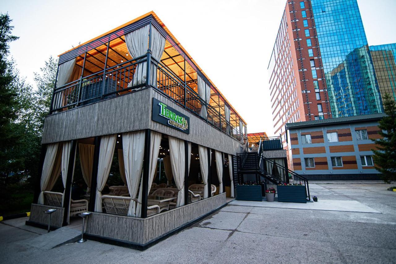 Comfort Hotel 4*