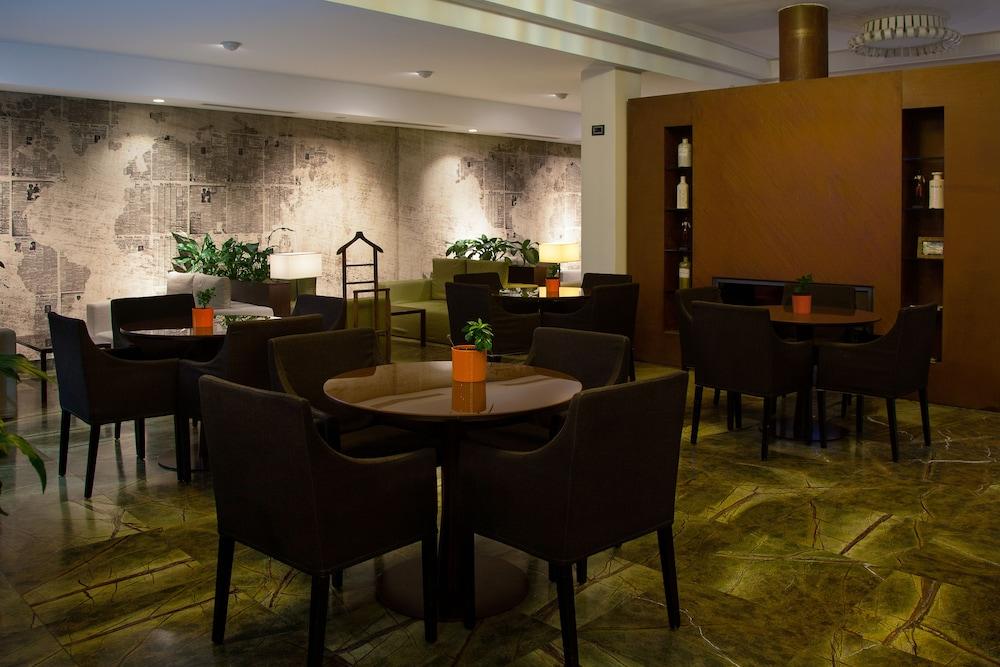 Comfort Hotel