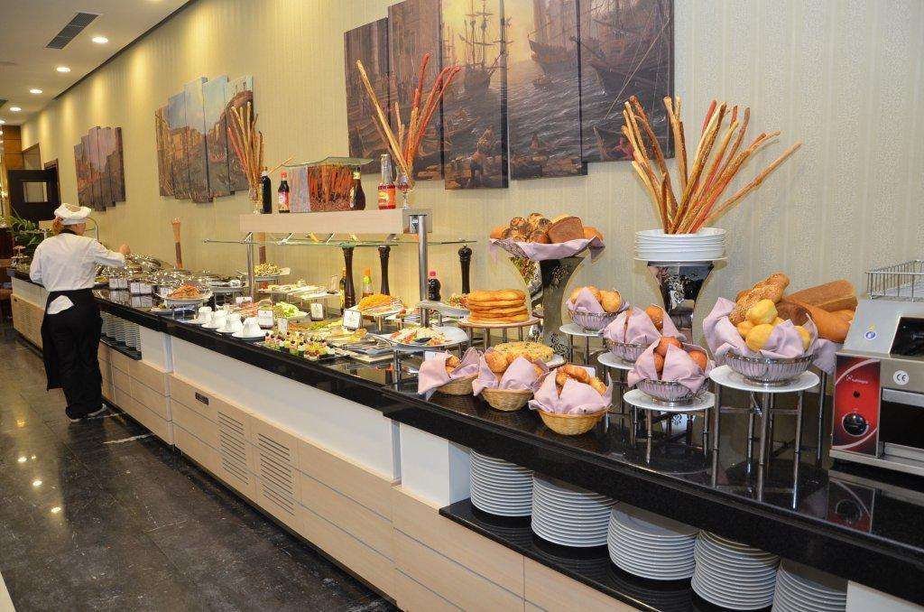 Comfort Hotel 4*